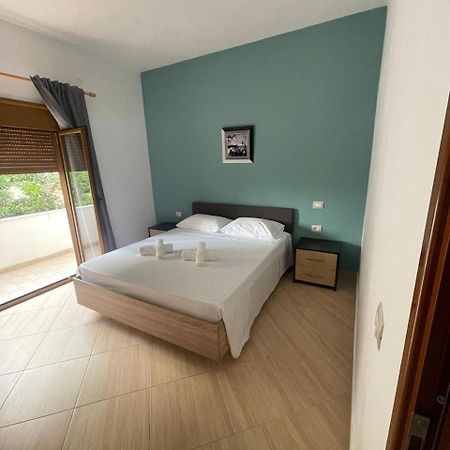 Vlora Villa Luaran gambar