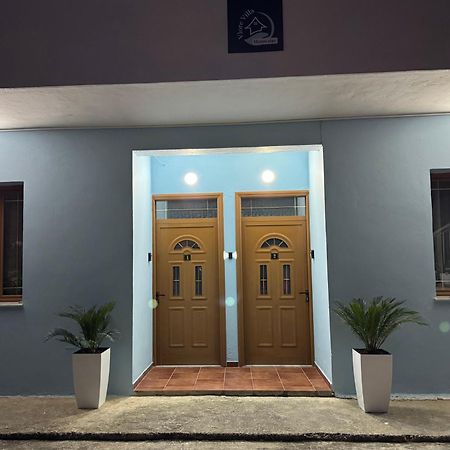 Vlora Villa Luaran gambar