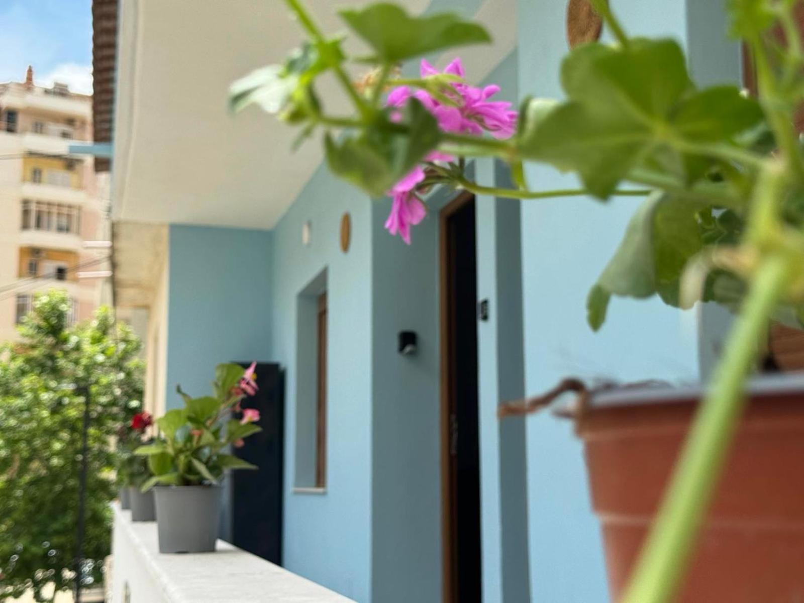 Vlora Villa Luaran gambar