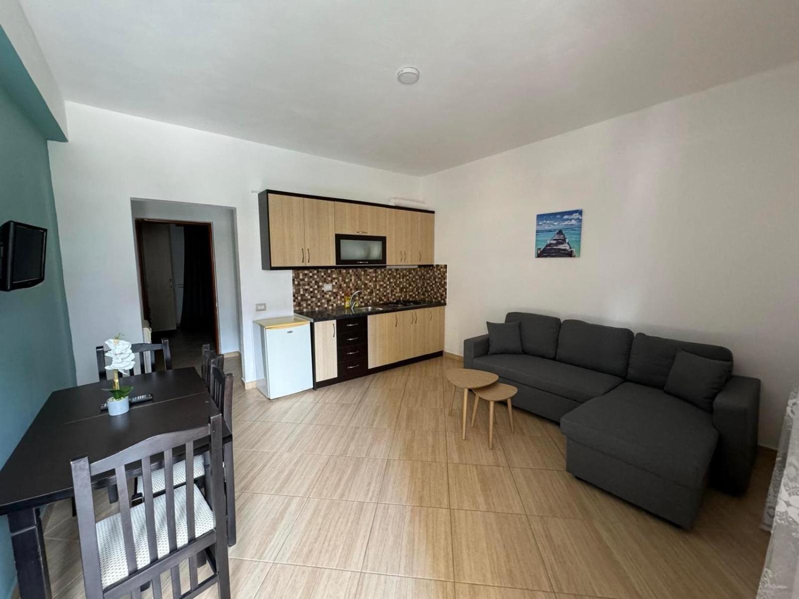 Vlora Villa Luaran gambar