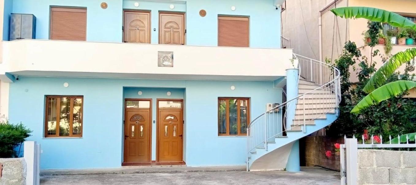 Vlora Villa Luaran gambar